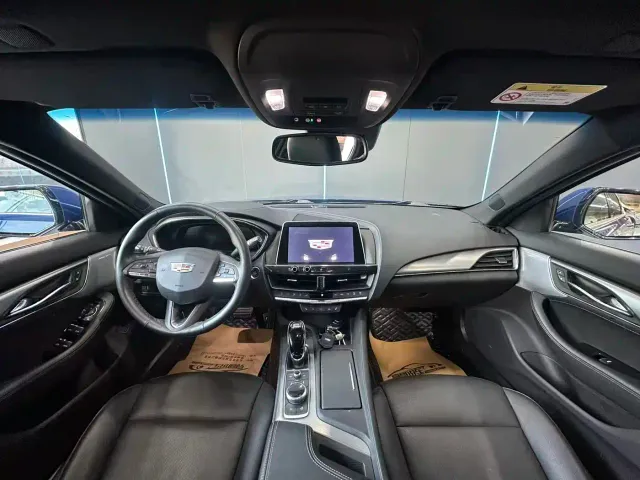Cadillac CT5 — Фото автомобиля 9