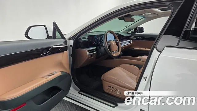 Hyundai Grandeur GN7 — Фото автомобиля 14