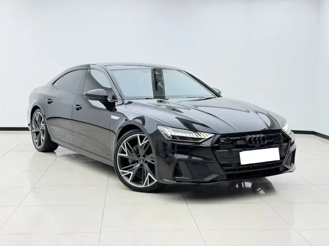 Audi A7L — Фото автомобиля 3