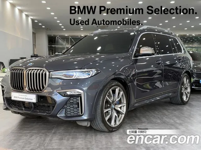 Фотография автомобиля — BMW X7 G07