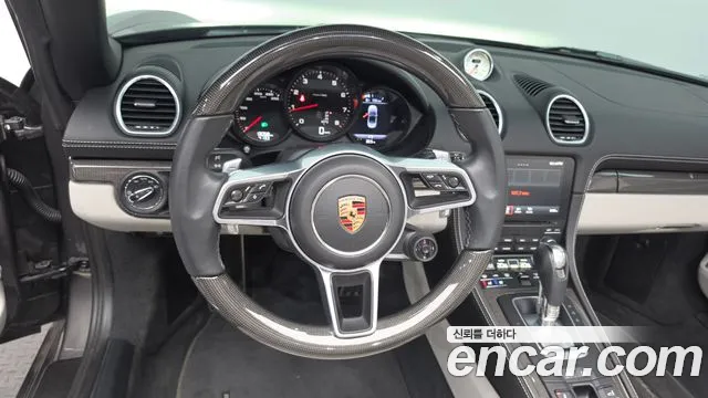 Porsche 718 — Фото автомобиля 13