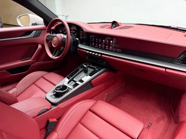 Porsche 911 — Фото автомобиля 10