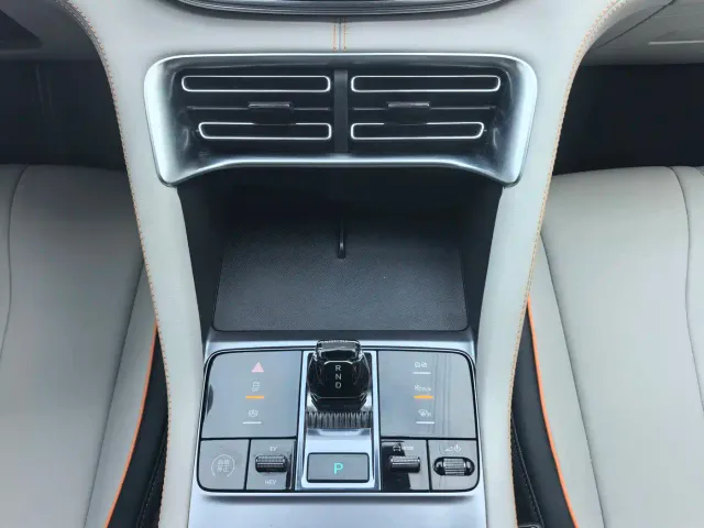 BYD Song PLUS — Фото автомобиля 17