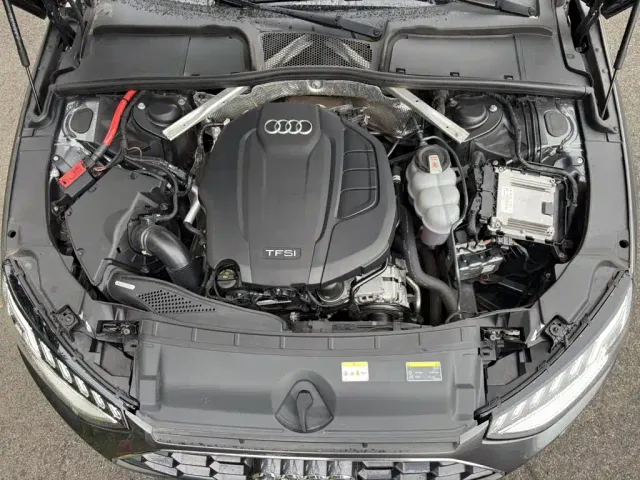 Audi Audi A4L 2022 40 TFSI Fashion Dynamic — Фото автомобиля 9