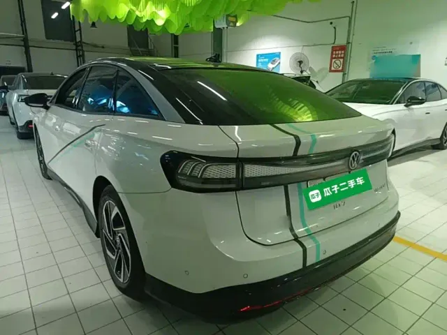Volkswagen ID.7 Vizzion — Фото автомобиля 4