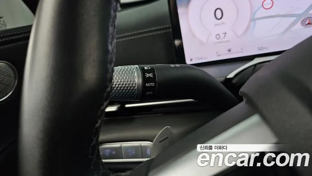 Genesis GV80 — Фото автомобиля 28