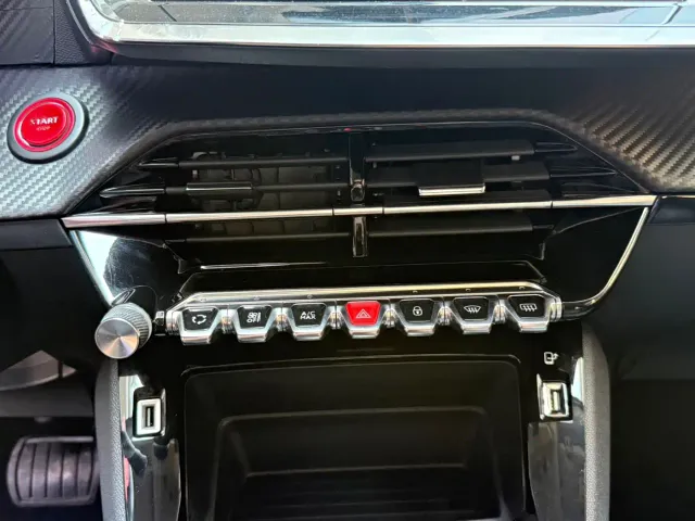 Peugeot 2008 — Фото автомобиля 14