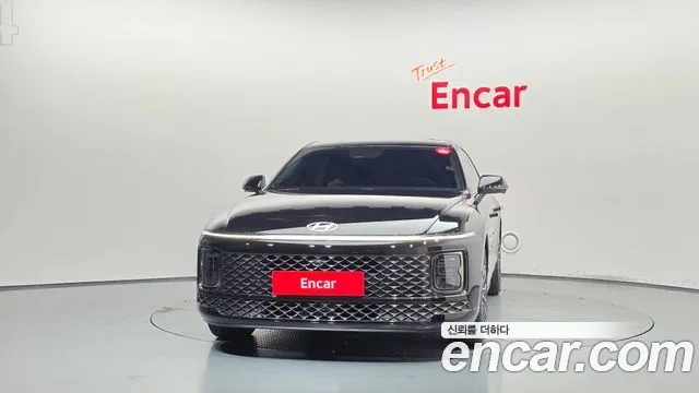 Hyundai Grandeur GN7 — Фото автомобиля 3