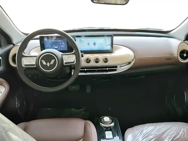 Wuling Bingo — Фото автомобиля 9