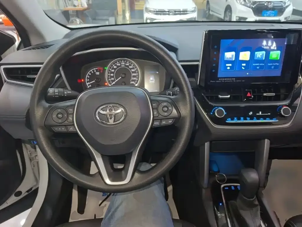 Toyota Frontlander 2022 2.0L CVT Luxury Edition — Фото автомобиля 9