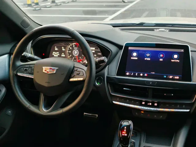 Cadillac CT5 — Фото автомобиля 13