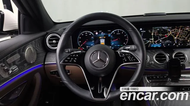 Mercedes-Benz E-Class E-класс W213 E350 4MATIC Exclusive — Фото автомобиля 13