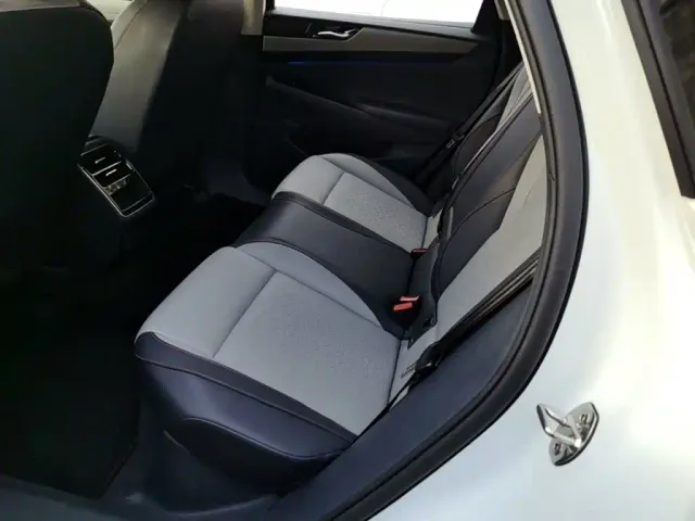 Volkswagen ID.7 Vizzion — Фото автомобиля 16