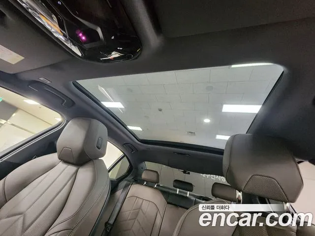 BMW 5-Series — Фото автомобиля 15