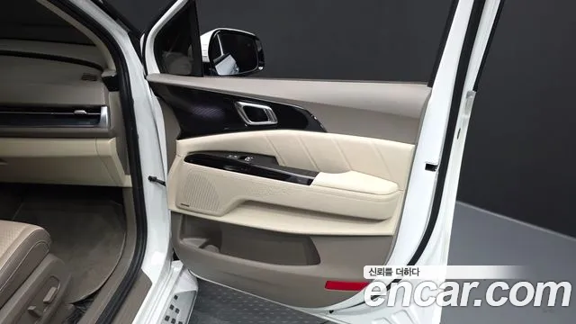 Kia Canival Carnival 4 поколение Дизель 7 мест Hi-Limousine — Фото автомобиля 22