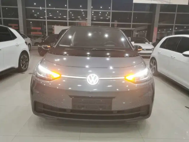 Volkswagen ID.3 — Фото автомобиля 2