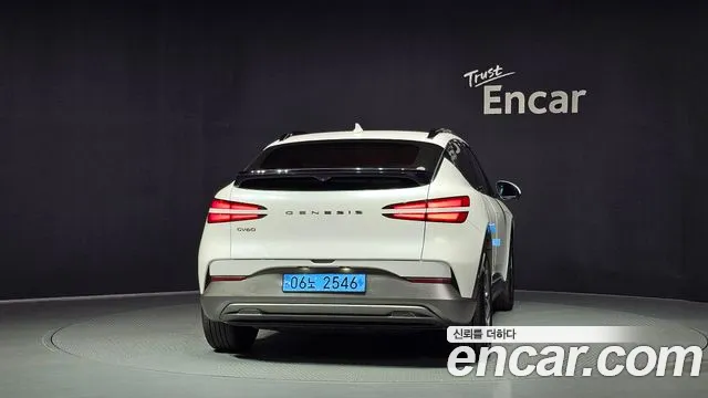 Genesis GV60 — Фото автомобиля 4