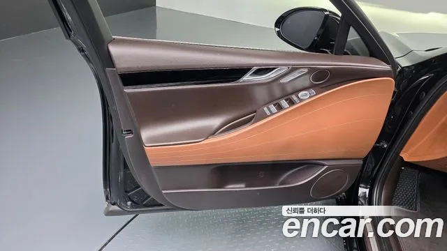 Genesis G80 RG3 — Фото автомобиля 13
