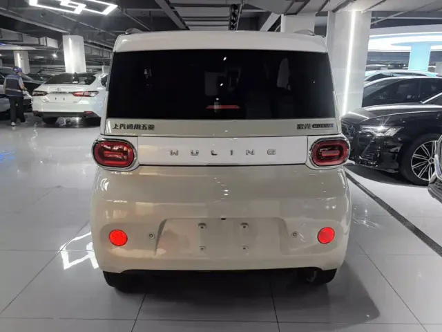 Wuling Hongguang Mini EV — Фото автомобиля 5