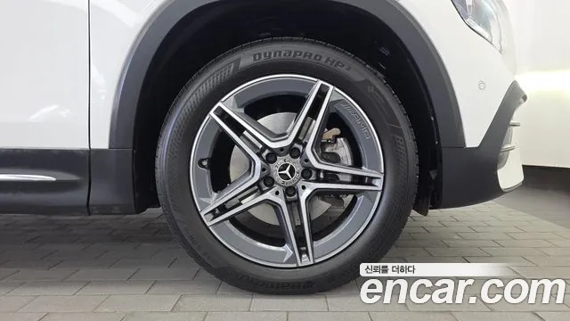 Mercedes-Benz GLB-Class — Фото автомобиля 6