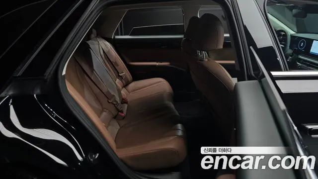 Hyundai Grandeur GN7 — Фото автомобиля 17