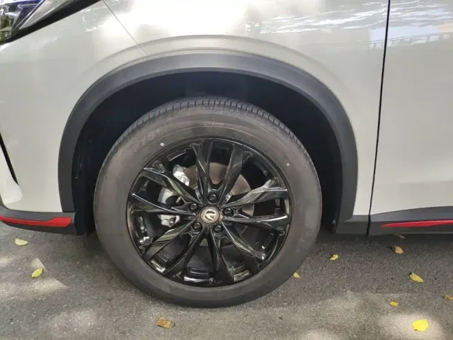 Changan X5 Plus — Фото автомобиля 22