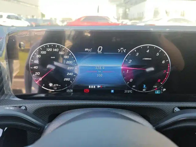 Mercedes-Benz A-Class — Фото автомобиля 6