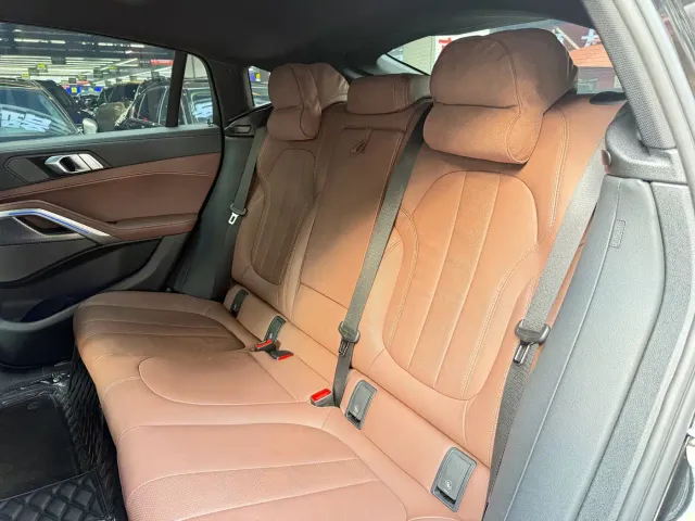 BMW X6 — Фото автомобиля 11