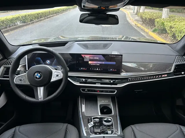 BMW X5 — Фото автомобиля 10