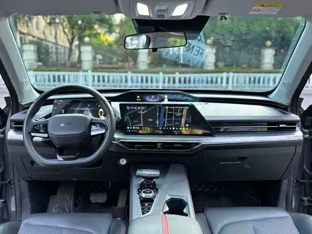 Changan Z6 — Фото автомобиля 10