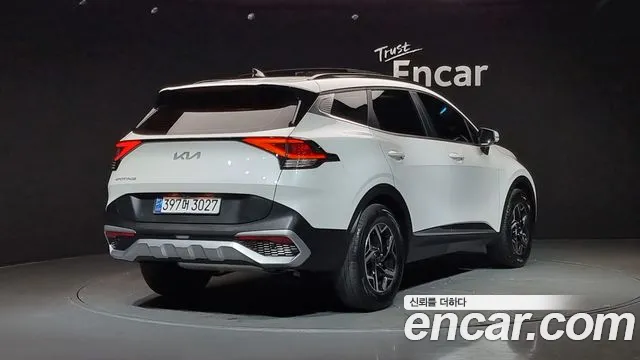 Kia Sportage Sportage 5-е поколение Бензин 1.6 турбо 2WD — Фото автомобиля 2