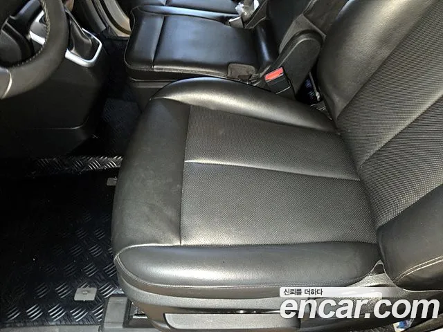 Hyundai Staria — Фото автомобиля 9