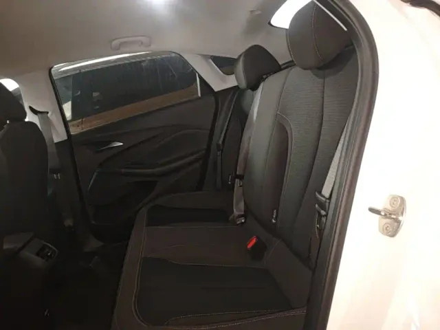 Buick Verano — Фото автомобиля 16
