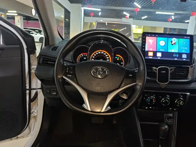 Toyota YARiS L Zhi Xuan 2022 1.5L CVT Leading PLUS Edition — Фото автомобиля 10