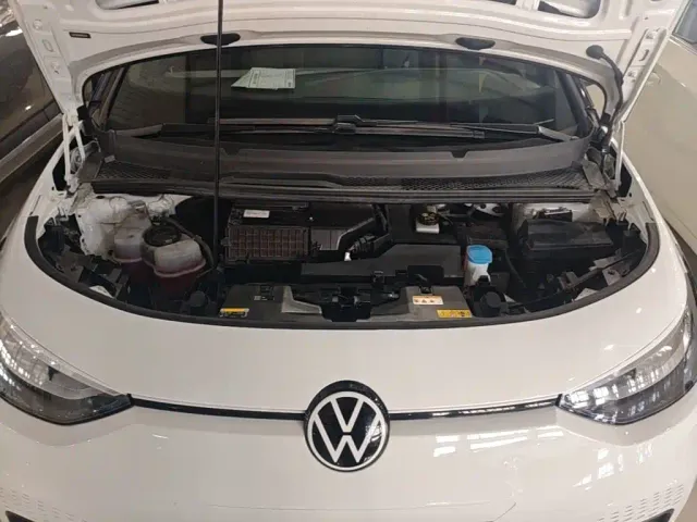 Volkswagen ID.3 — Фото автомобиля 19