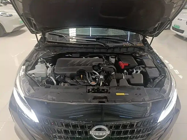Nissan Teana — Фото автомобиля 19