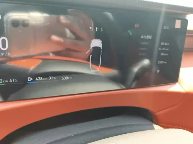 Geely Galaxy M7 — Фото автомобиля 14