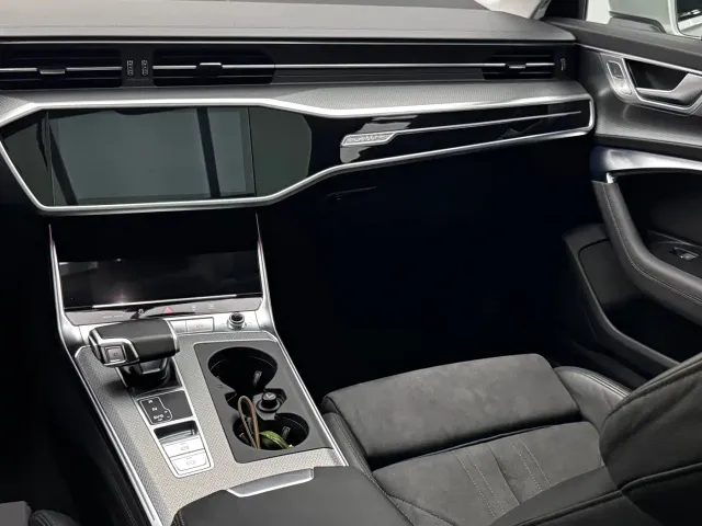 Audi A6 — Фото автомобиля 20