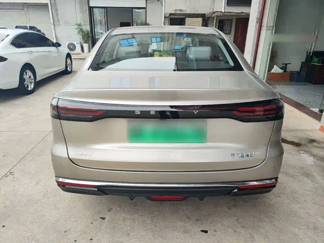 Geely Galaxy Stellar 6 — Фото автомобиля 5