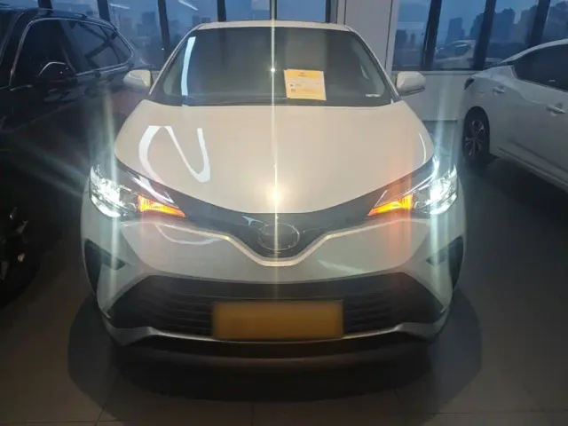 Toyota IZOA — Фото автомобиля 2