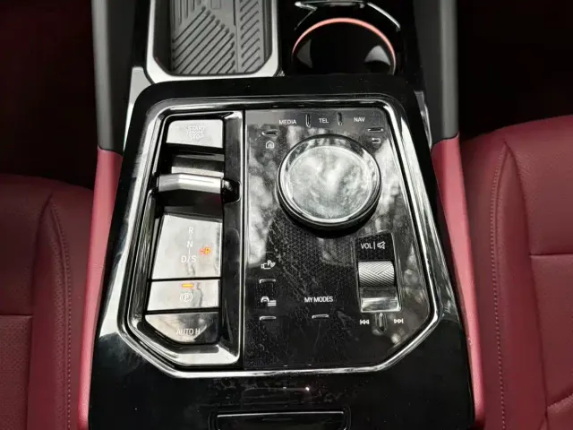 BMW 5 Series — Фото автомобиля 9