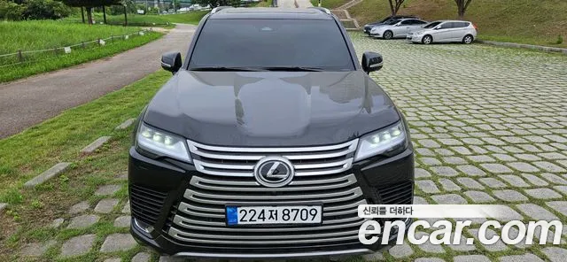 Lexus LX — Фото автомобиля 9