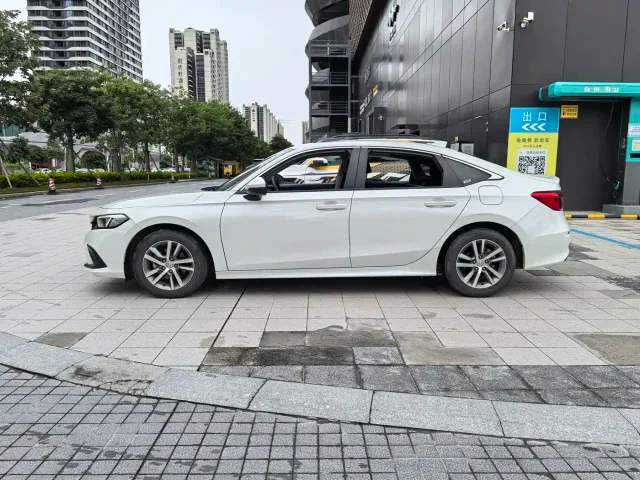 Honda Civic — Фото автомобиля 4