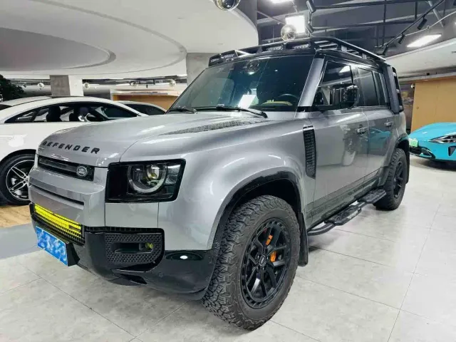 Фотография автомобиля — Land Rover Defender