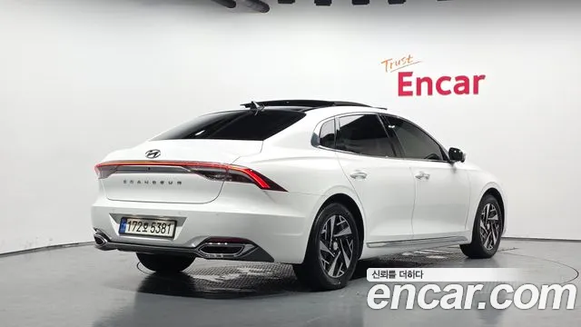Hyundai Grandeur — Фото автомобиля 2
