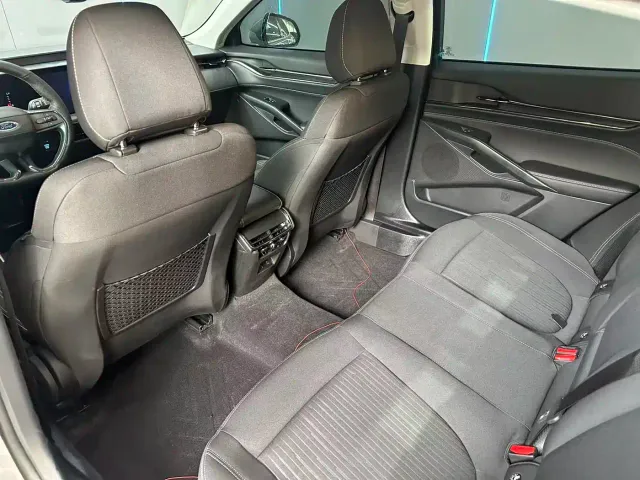 Ford Mondeo — Фото автомобиля 10