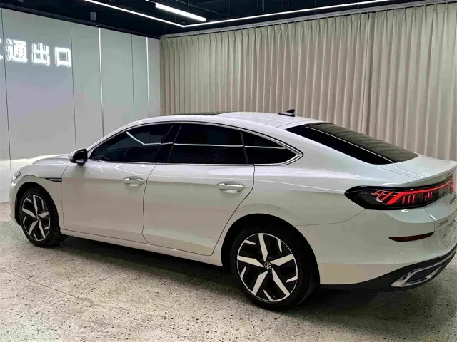 Volkswagen Lamando — Фото автомобиля 7