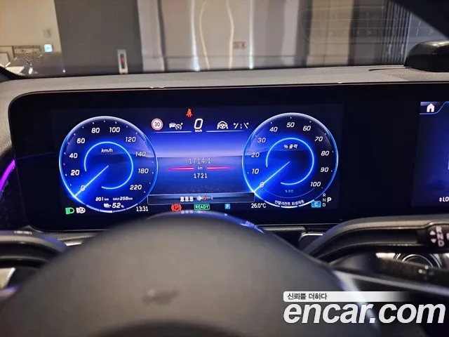 Mercedes-Benz EQB X243 — Фото автомобиля 8