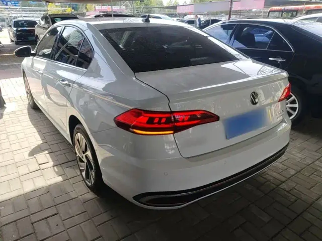 Volkswagen Bora 2023 200TSI DSG Yuexing PRO Edition — Фото автомобиля 4