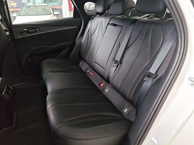 BYD Seal 06 — Фото автомобиля 16